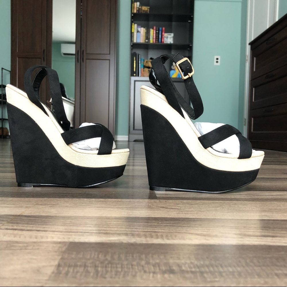 Women’s shoes